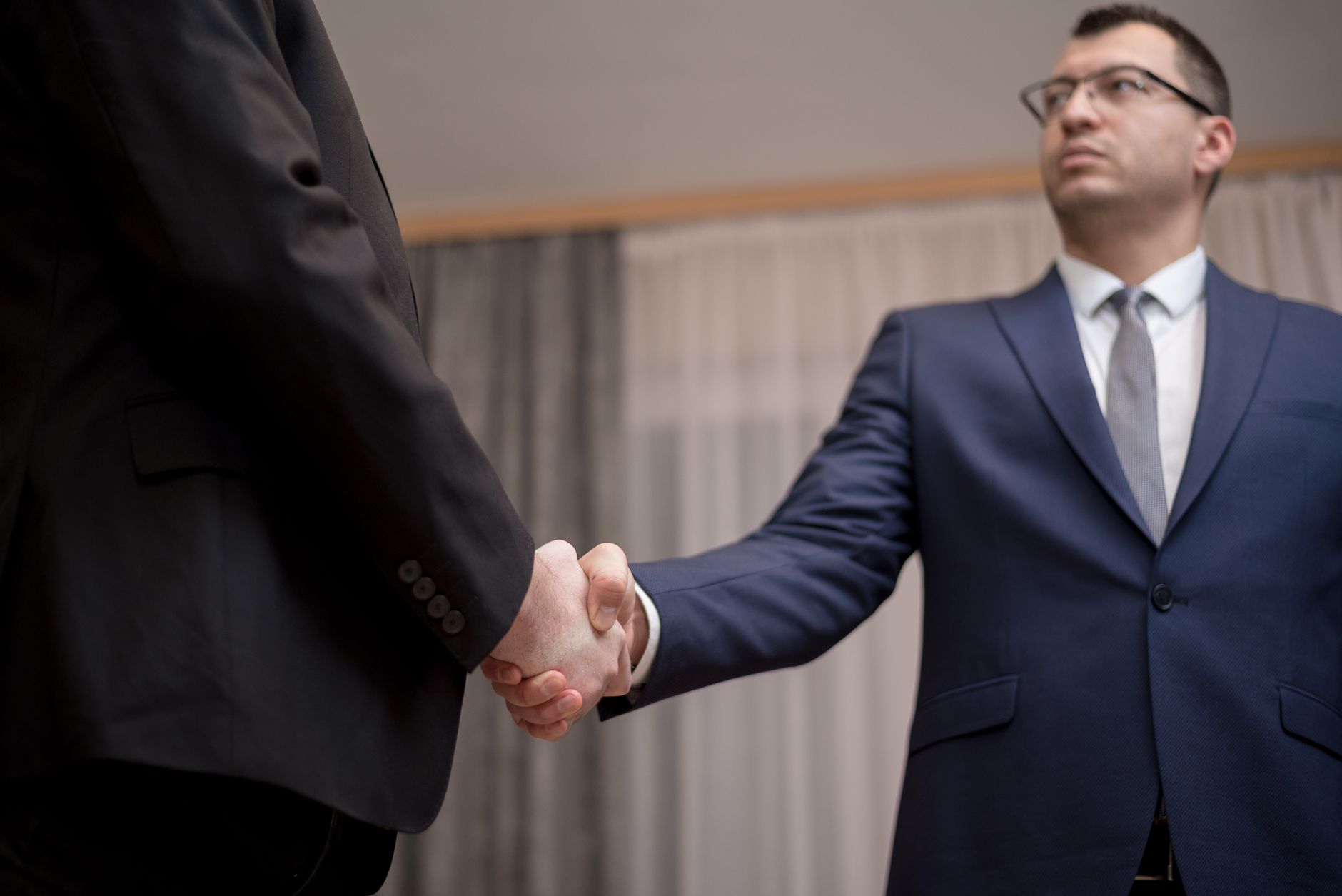 Negotiation under time pressure : resisting